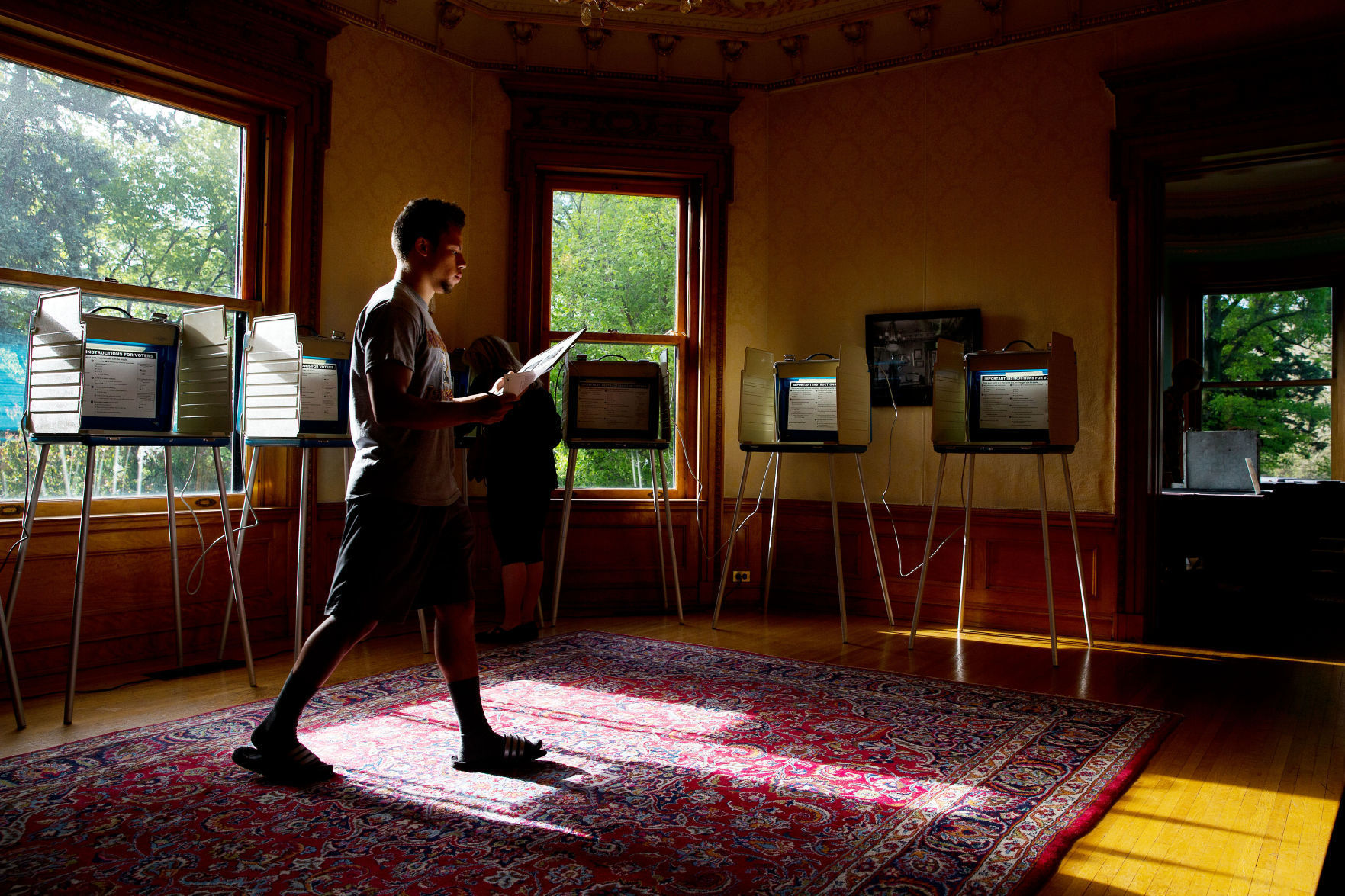 Joslyn Castle voting